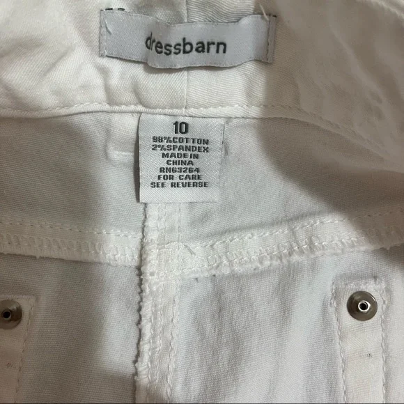 DressBarn Bermudas Size 10 - Picture 3 of 5
